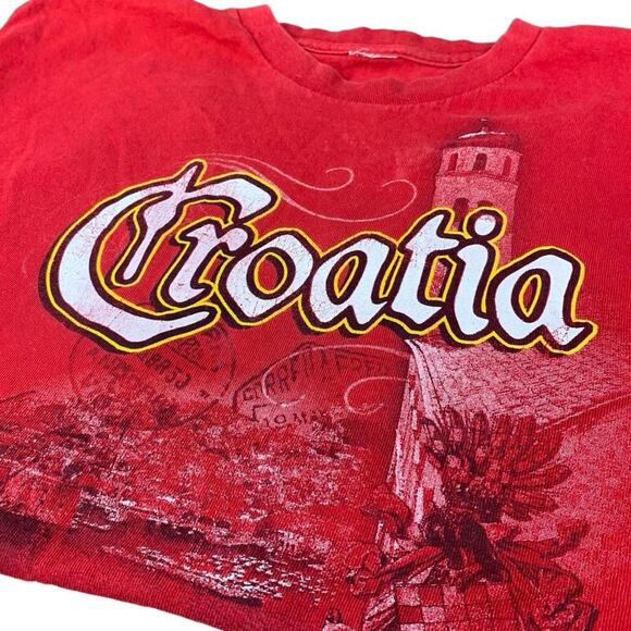 Vintage Gothic Croatia Castle Travel Y2K Baggy T-shirt - Picture 2 of 3